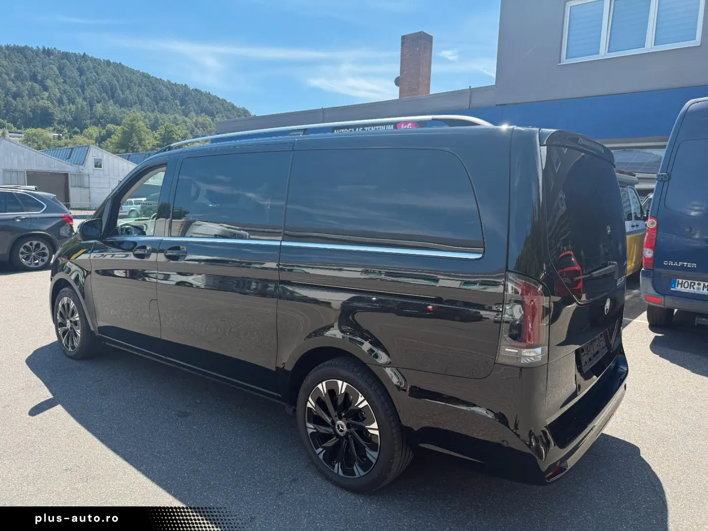 MERCEDES-BENZ V 300 RWD lang AVANTGARDE Pano 360