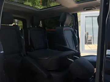MERCEDES-BENZ V 300 RWD lang AVANTGARDE Pano 360
