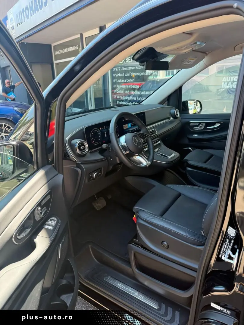 MERCEDES-BENZ V 300 RWD lang AVANTGARDE Pano 360