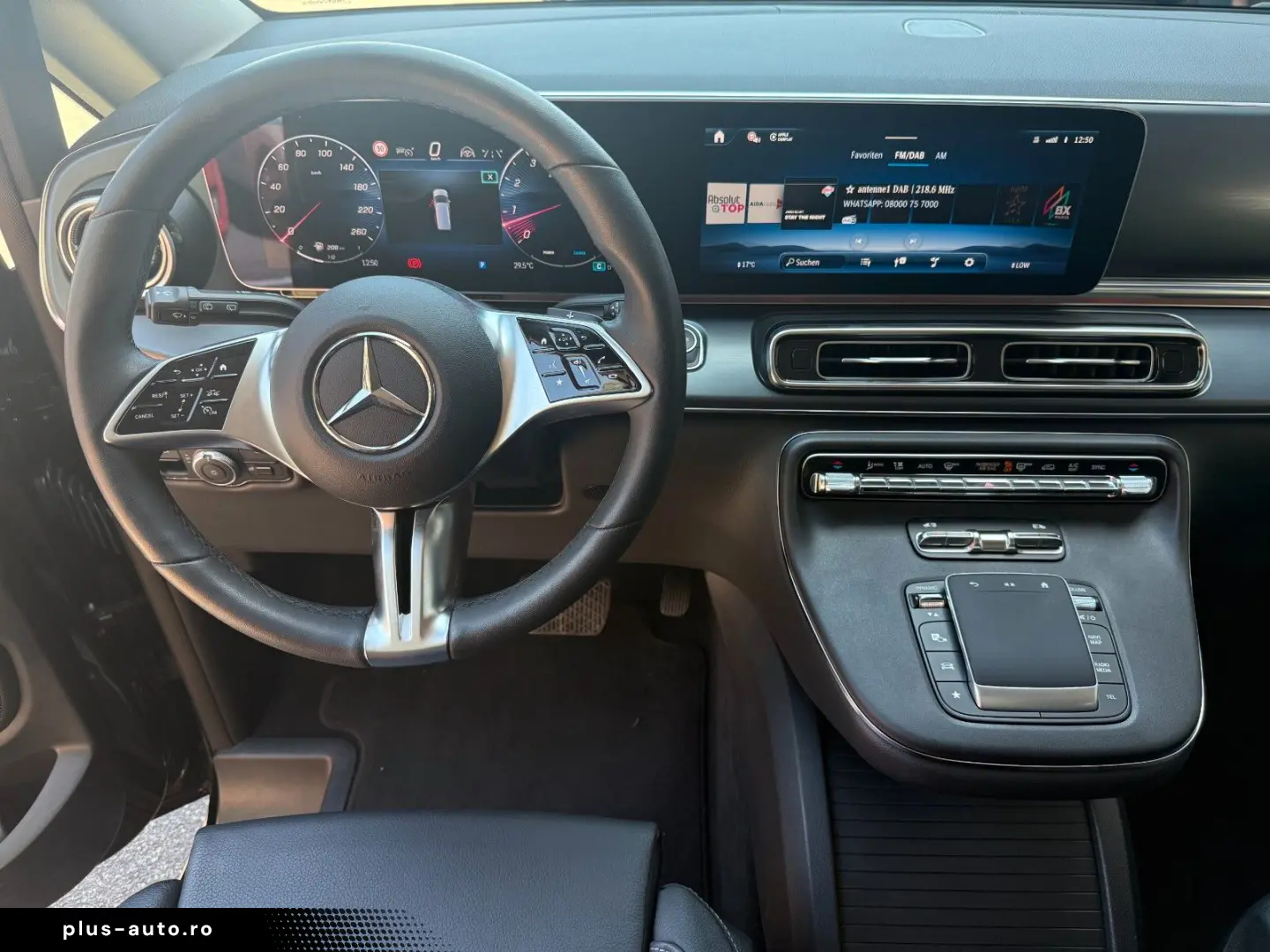 MERCEDES-BENZ V 300 RWD lang AVANTGARDE Pano 360