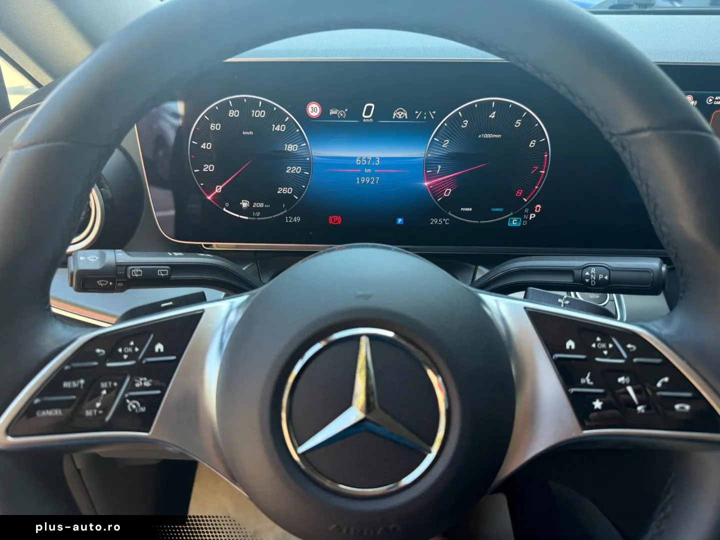MERCEDES-BENZ V 300 RWD lang AVANTGARDE Pano 360