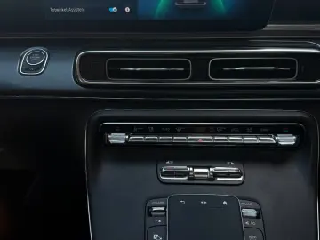 MERCEDES-BENZ V 300 RWD lang AVANTGARDE Pano 360
