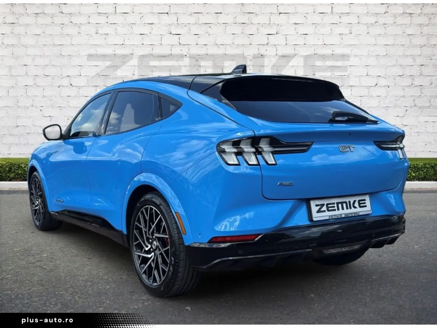 FORD Mustang MACH-E GT AWD (Extended Range) Panorama