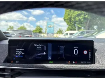 FORD Mustang MACH-E GT AWD (Extended Range) Panorama
