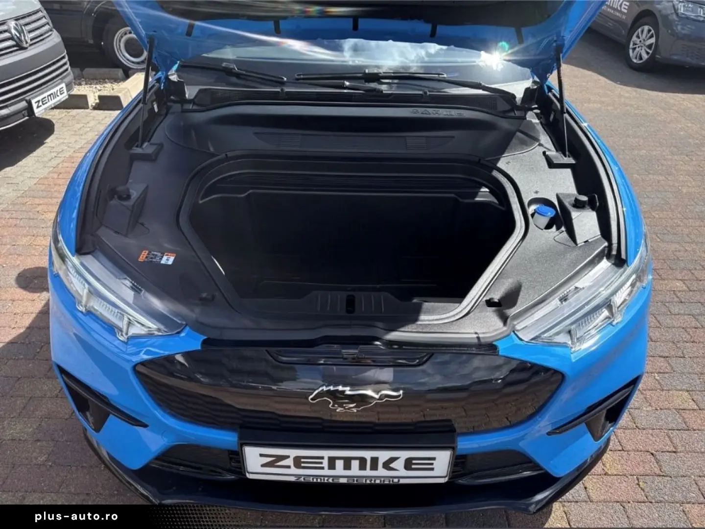 FORD Mustang MACH-E GT AWD (Extended Range) Panorama