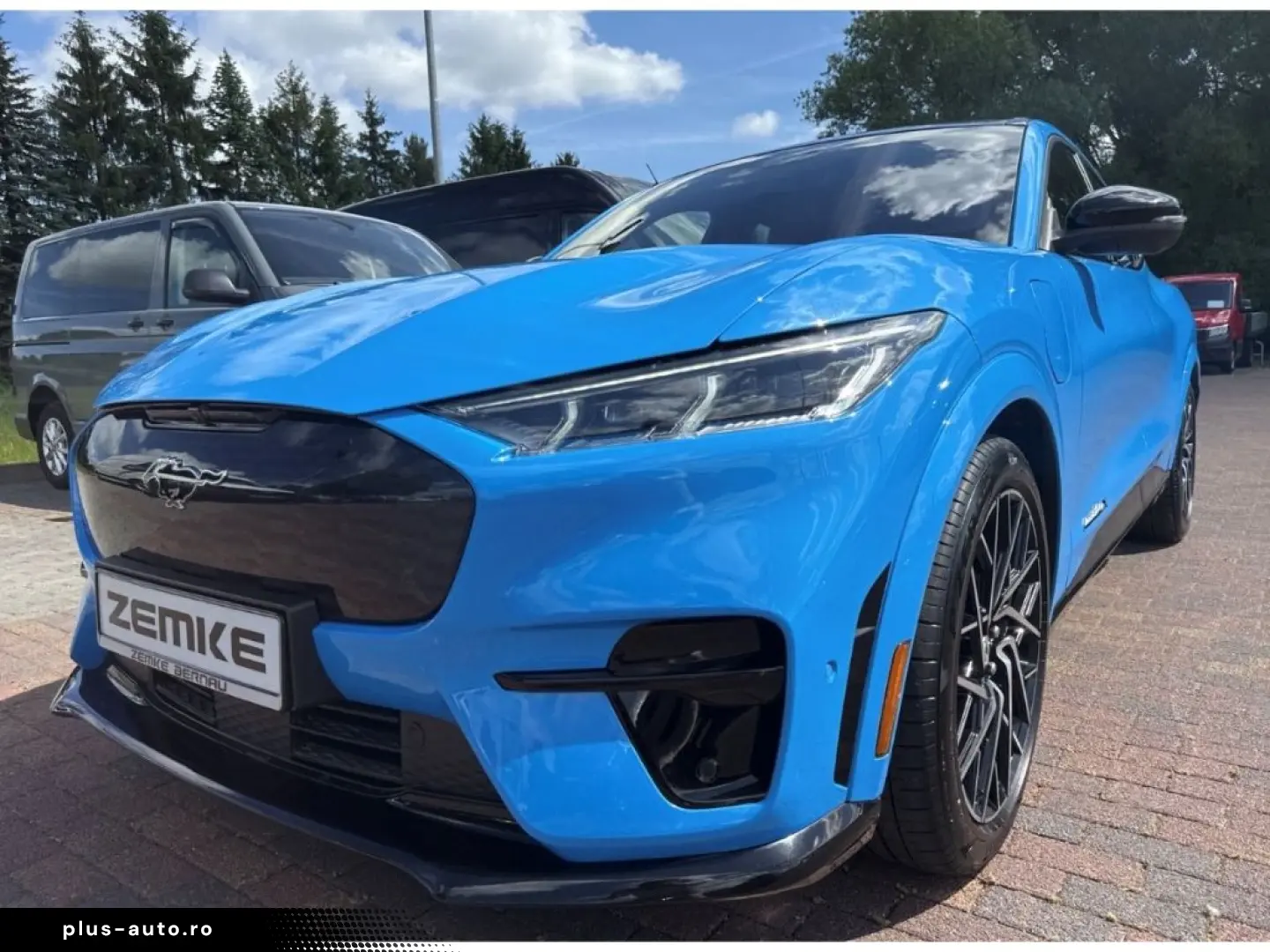 FORD Mustang MACH-E GT AWD (Extended Range) Panorama