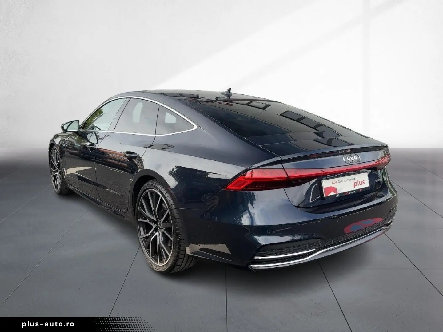 AUDI A7 Sportback 55TFSI quattro S tronic S Line Head