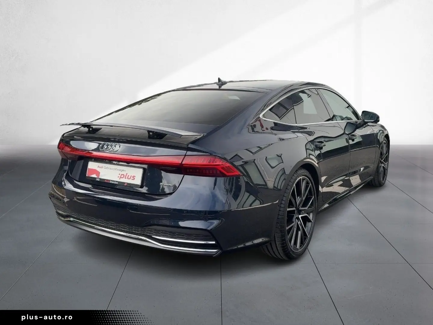 AUDI A7 Sportback 55TFSI quattro S tronic S Line Head