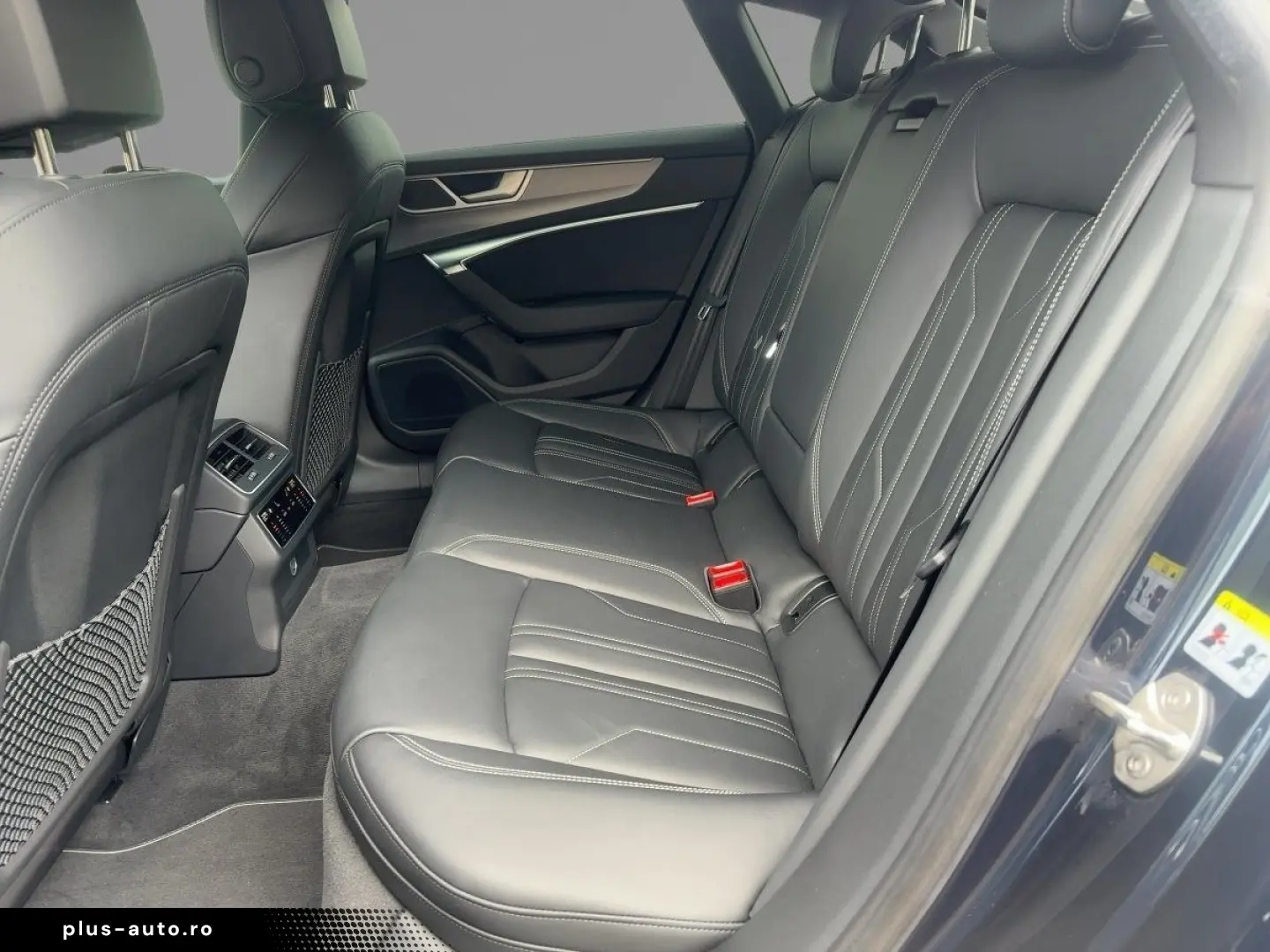 AUDI A7 Sportback 55TFSI quattro S tronic S Line Head