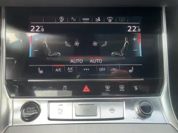 AUDI A7 Sportback 55TFSI quattro S tronic S Line Head