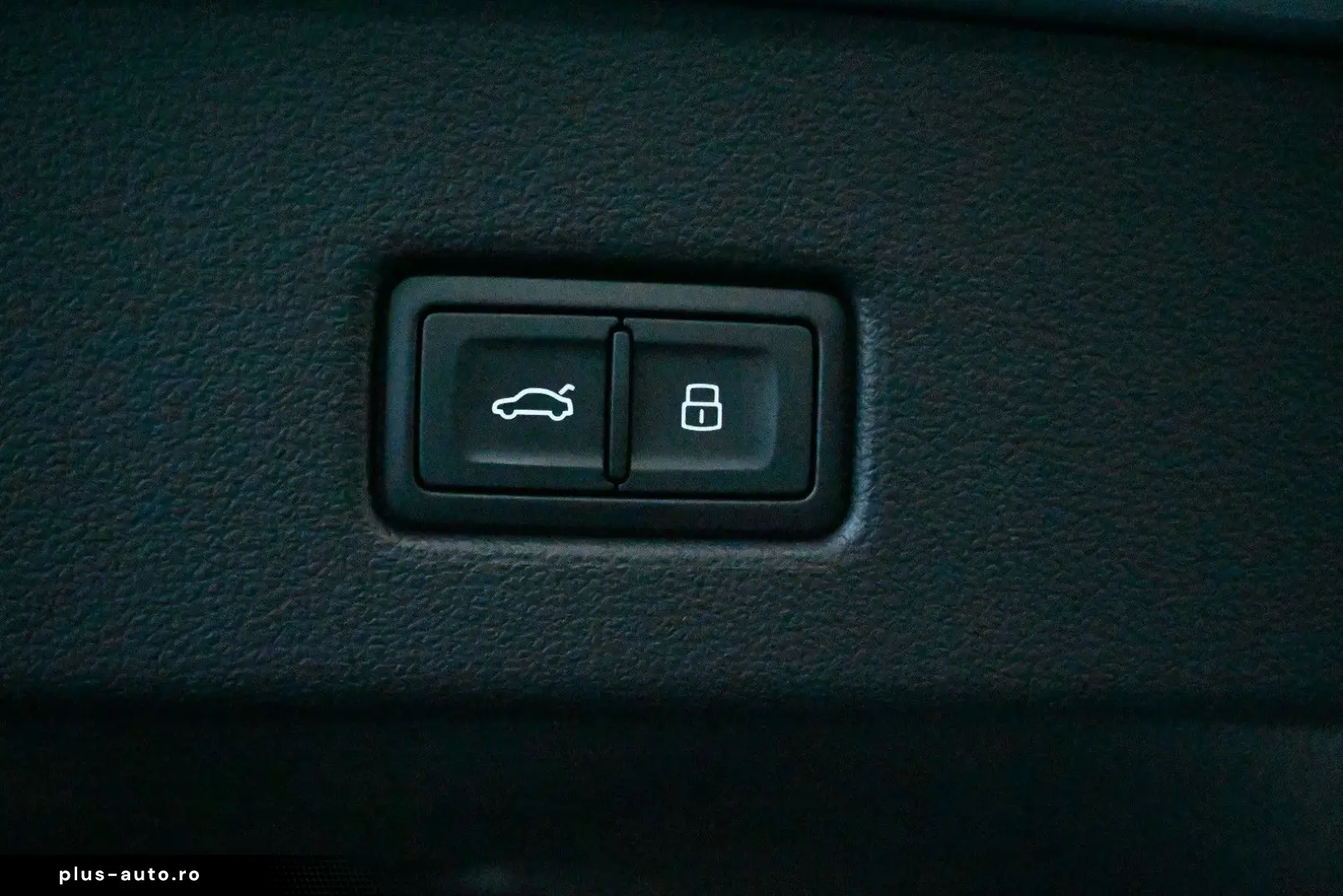 AUDI A7 SB 55 TFSI S-Line Panorama LED HUD Leder 20