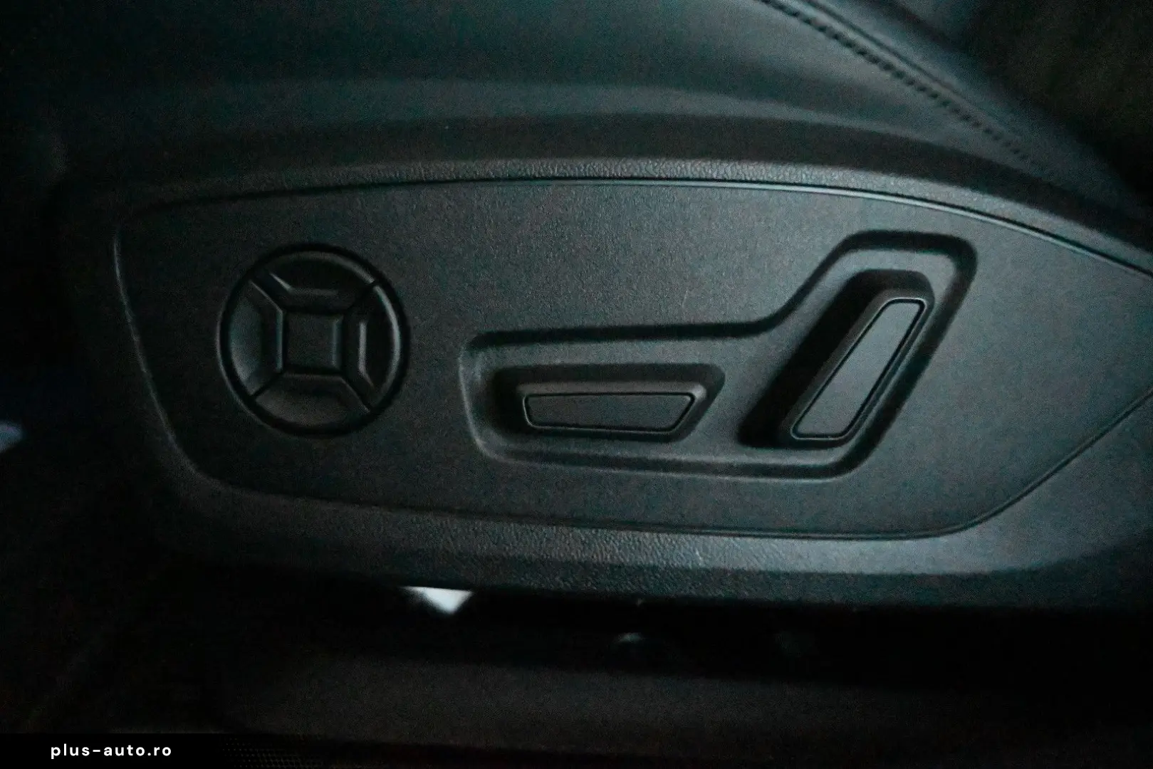 AUDI A7 SB 55 TFSI S-Line Panorama LED HUD Leder 20