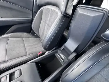 FORD Mustang Mach-E GT AWD ANHÄNGERK WINTER SOMMERRÄD