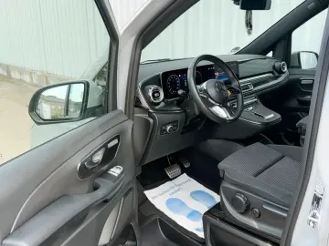 MERCEDES-BENZ V 300 d 4MATIC extralang STYLE MultiBeam TOP!