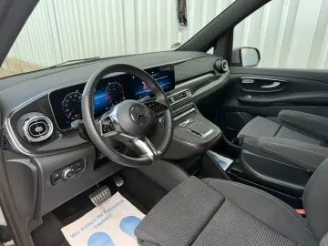 MERCEDES-BENZ V 300 d 4MATIC extralang STYLE MultiBeam TOP!