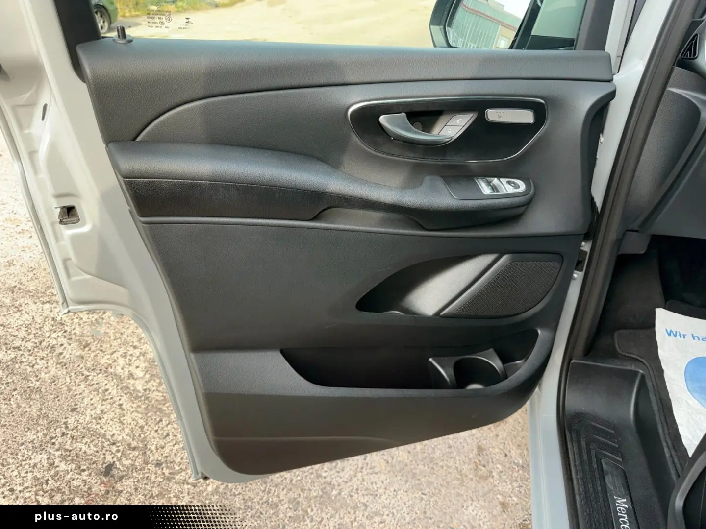 MERCEDES-BENZ V 300 d 4MATIC extralang STYLE MultiBeam TOP!