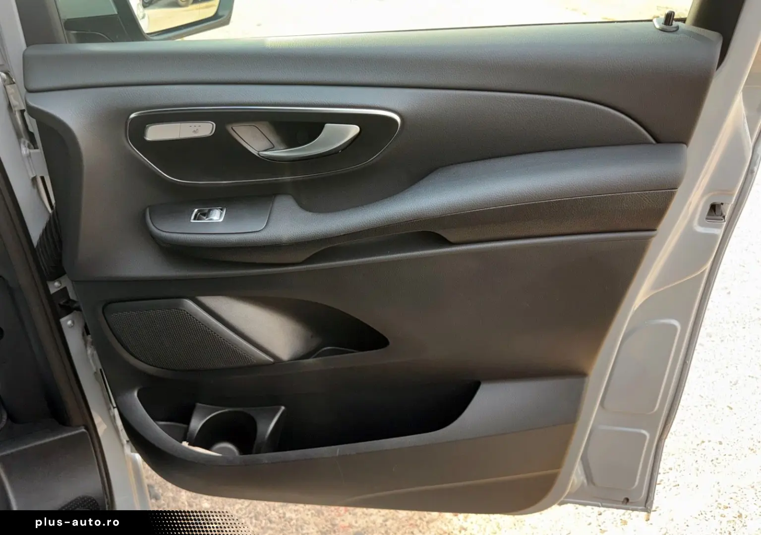 MERCEDES-BENZ V 300 d 4MATIC extralang STYLE MultiBeam TOP!