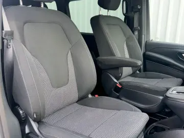 MERCEDES-BENZ V 300 d 4MATIC extralang STYLE MultiBeam TOP!