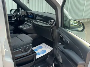 MERCEDES-BENZ V 300 d 4MATIC extralang STYLE MultiBeam TOP!