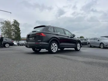 VW Tiguan Allspace 1.5 TSI DSG Life 175€ m.20% Anz.
