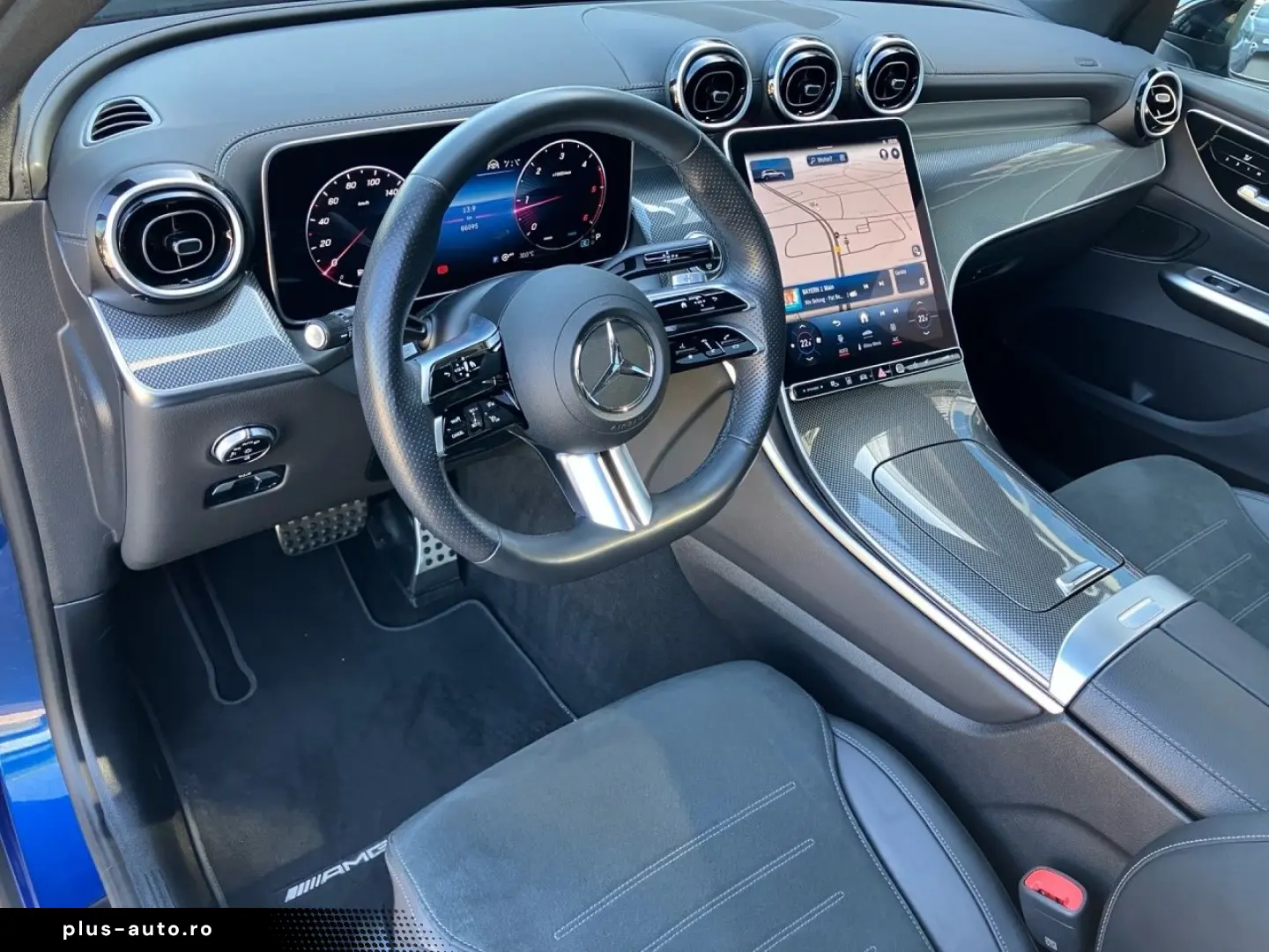 MERCEDES-BENZ GLC 220 d 4M AMG AHK Pano StdHz 360  N&hellip;