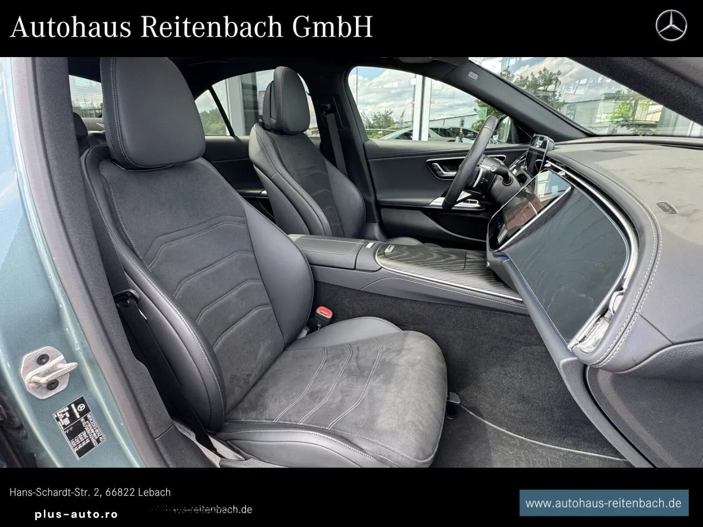 MERCEDES-BENZ E300de 4M AMG PANO AHK NIGHT DIST AMBIENT KEY