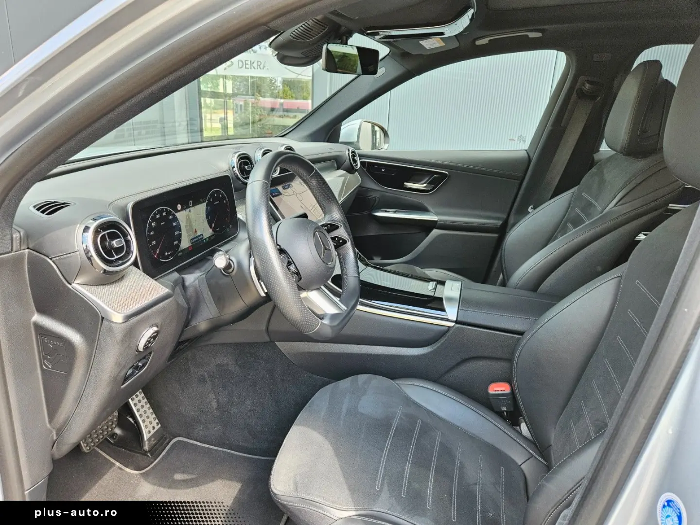 MERCEDES-BENZ GLC 200 4M AMG Pano AHK Distronic 1.Hd. uffr.