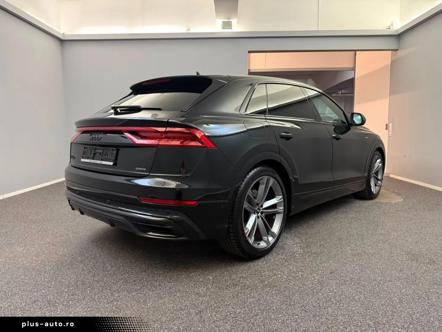 AUDI Q8 50 TDI quattro Competition Plus Carbon