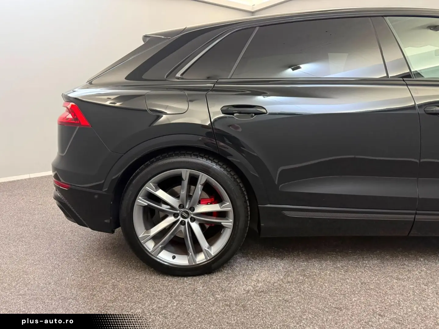 AUDI Q8 50 TDI quattro Competition Plus Carbon