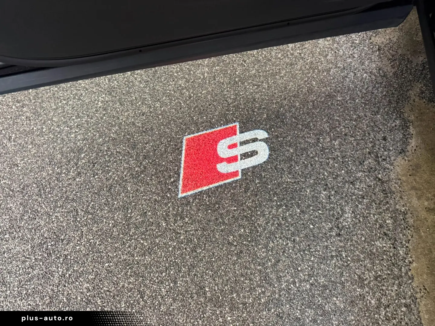 AUDI Q8 50 TDI quattro Competition Plus Carbon
