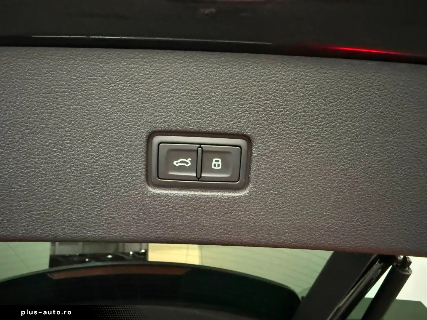 AUDI Q8 50 TDI quattro Competition Plus Carbon