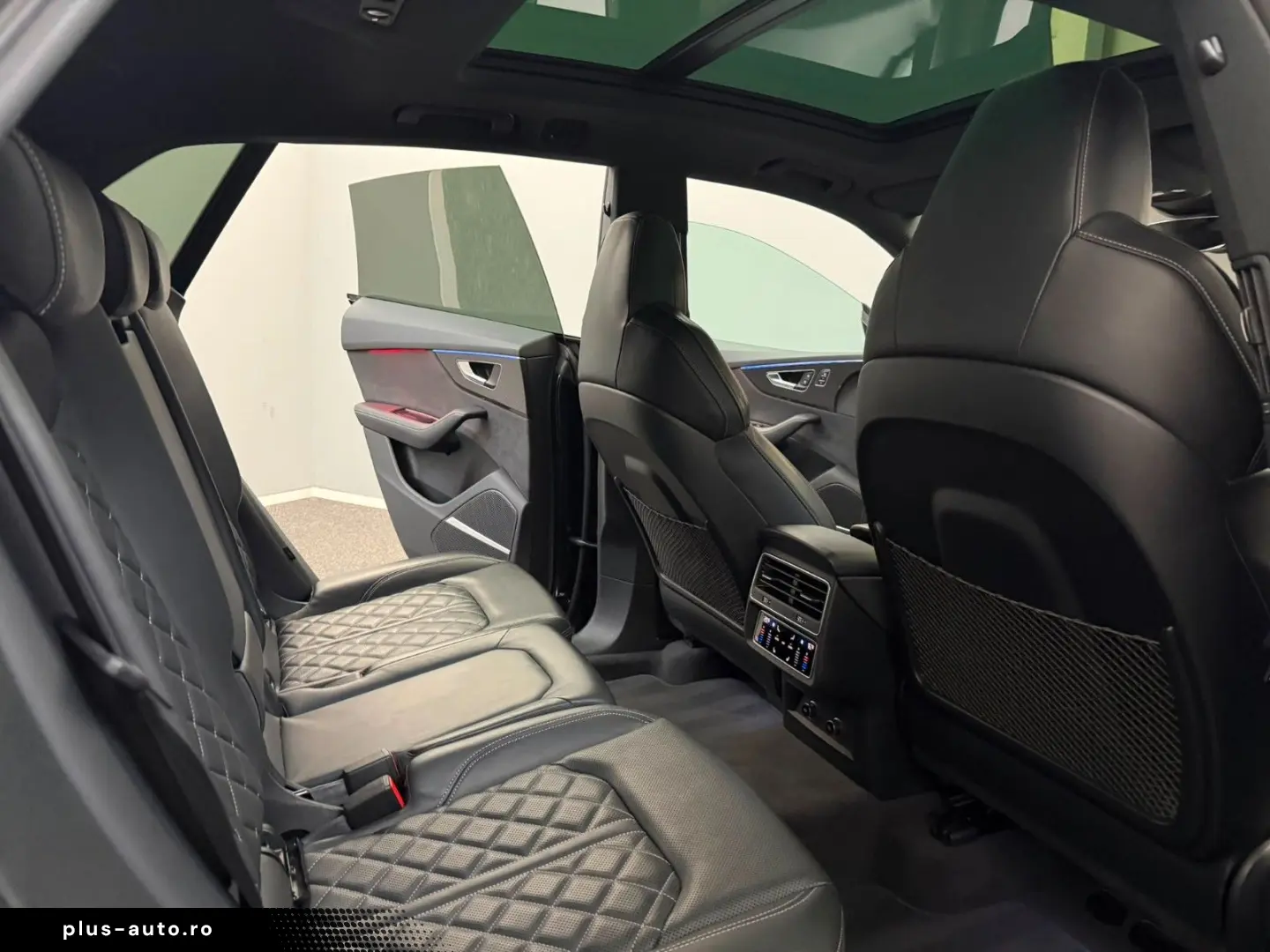 AUDI Q8 50 TDI quattro Competition Plus Carbon
