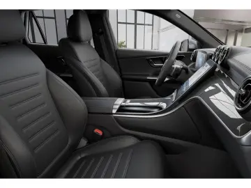 MERCEDES-BENZ GLC 300 d 4M   AMG AHK KAMERA PANO SPU…