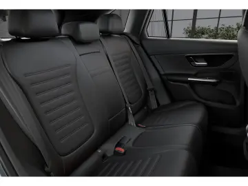 MERCEDES-BENZ GLC 300 d 4M   AMG AHK KAMERA PANO SPU…