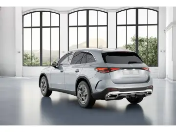 MERCEDES-BENZ GLC 300 d 4M   AMG AHK KAMERA PANO SPU…