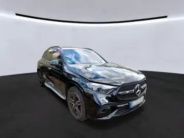 MERCEDES-BENZ GLC 300 d 4Matic AMG Night TRITTBRETT &hellip;