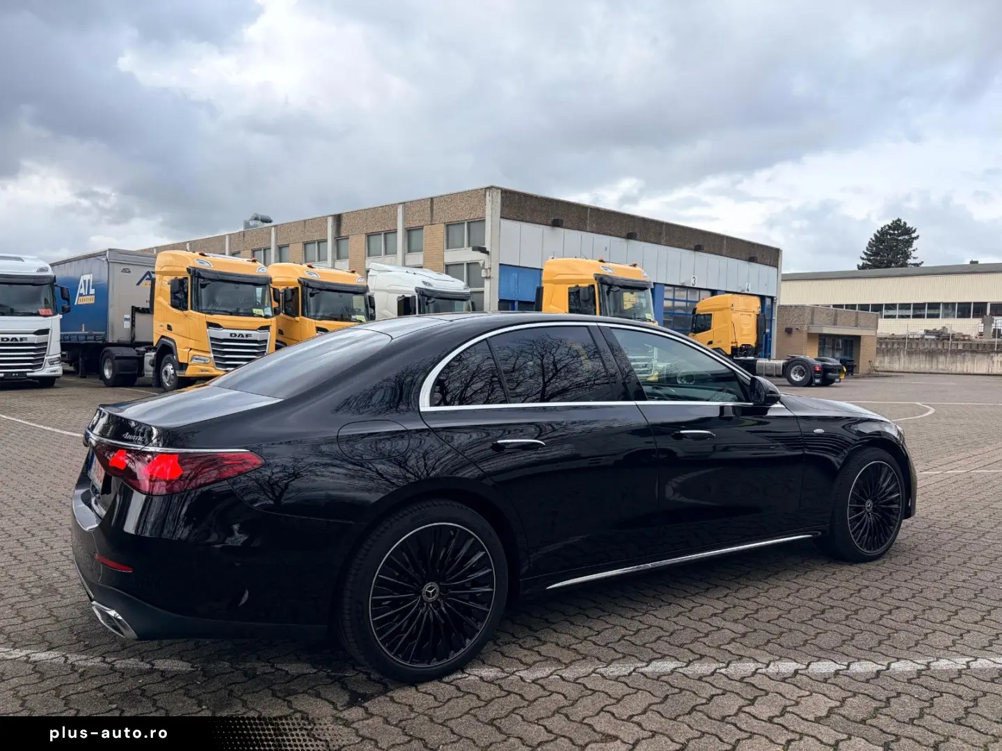 MERCEDES-BENZ Limousine E 300 de 4Matic Edition AMG