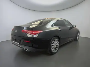 MERCEDES-BENZ CLA 180 PANORAMA