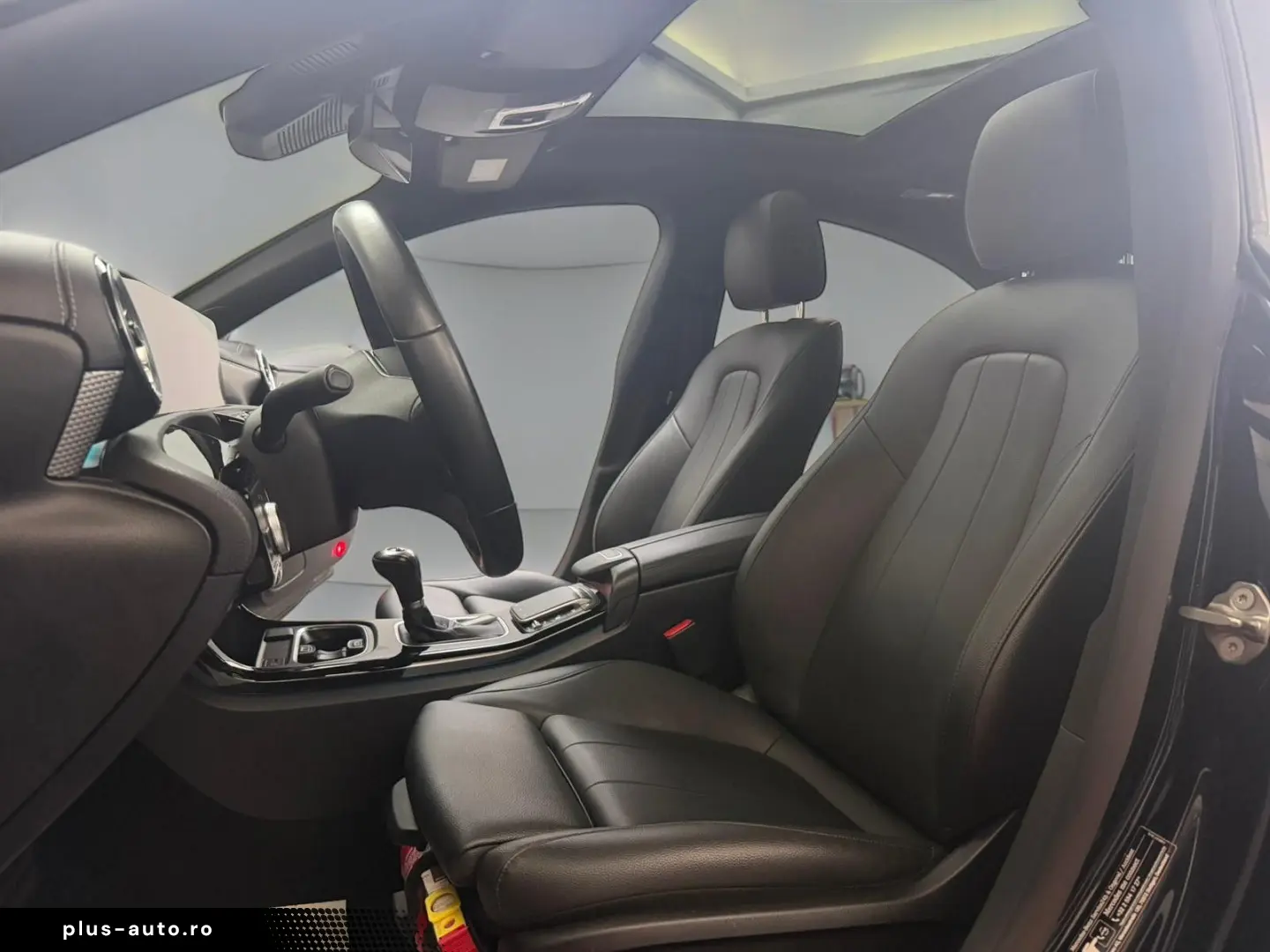 MERCEDES-BENZ CLA 180 PANORAMA