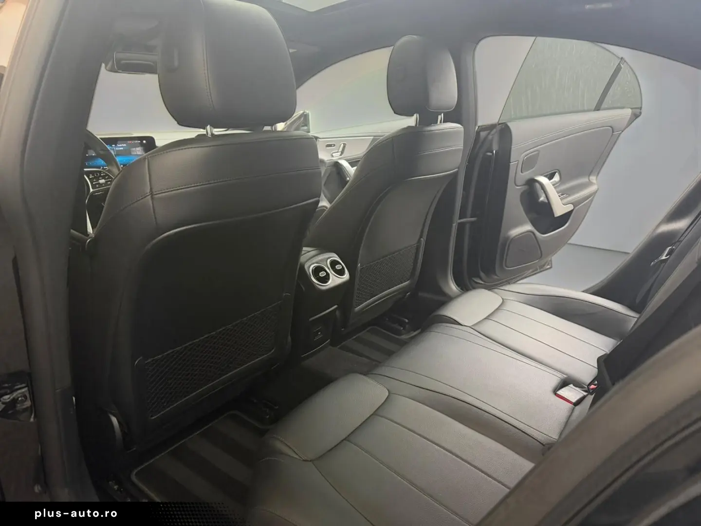 MERCEDES-BENZ CLA 180 PANORAMA