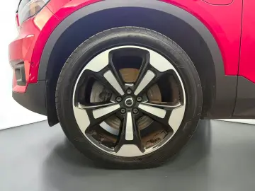 VOLVO XC 40 T5 Inscription Recharge
