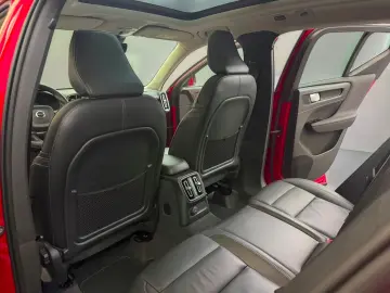 VOLVO XC 40 T5 Inscription Recharge