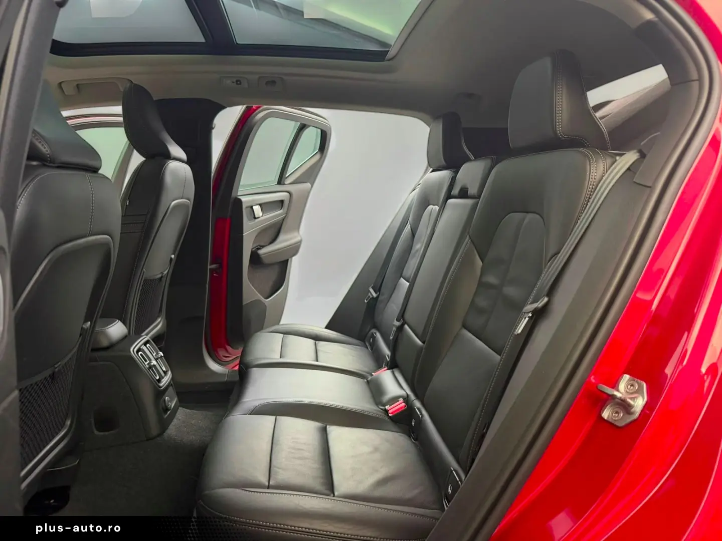 VOLVO XC 40 T5 Inscription Recharge