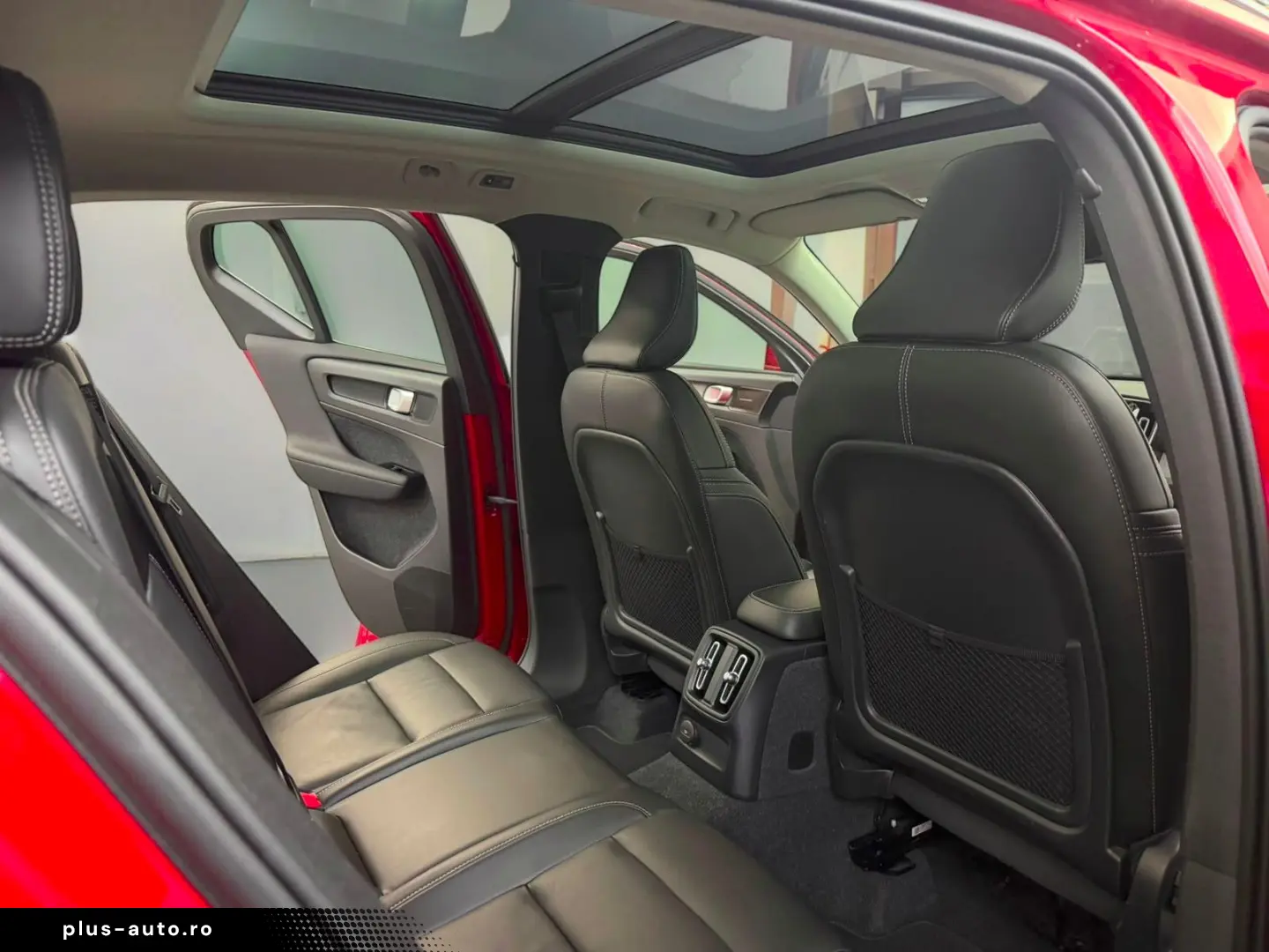 VOLVO XC 40 T5 Inscription Recharge