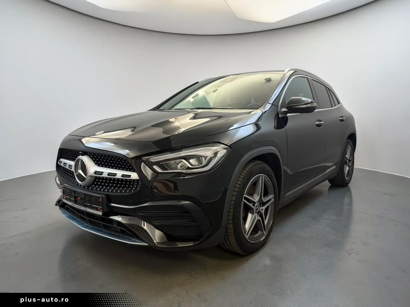 MERCEDES-BENZ GLA 220 d AMG-LINE