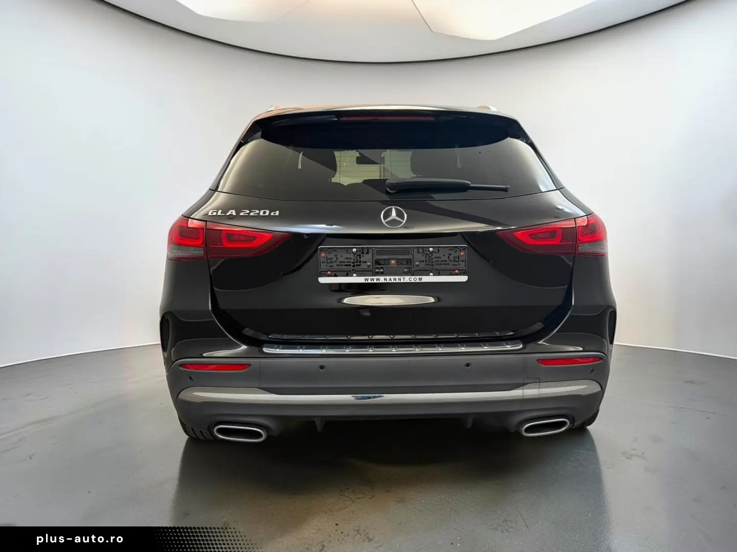 MERCEDES-BENZ GLA 220 d AMG-LINE