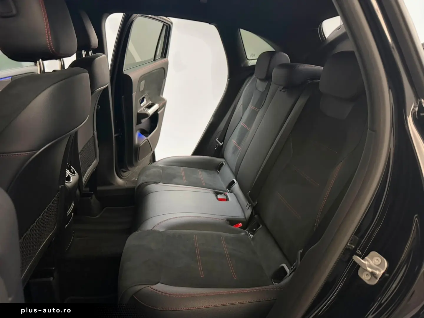 MERCEDES-BENZ GLA 220 d AMG-LINE