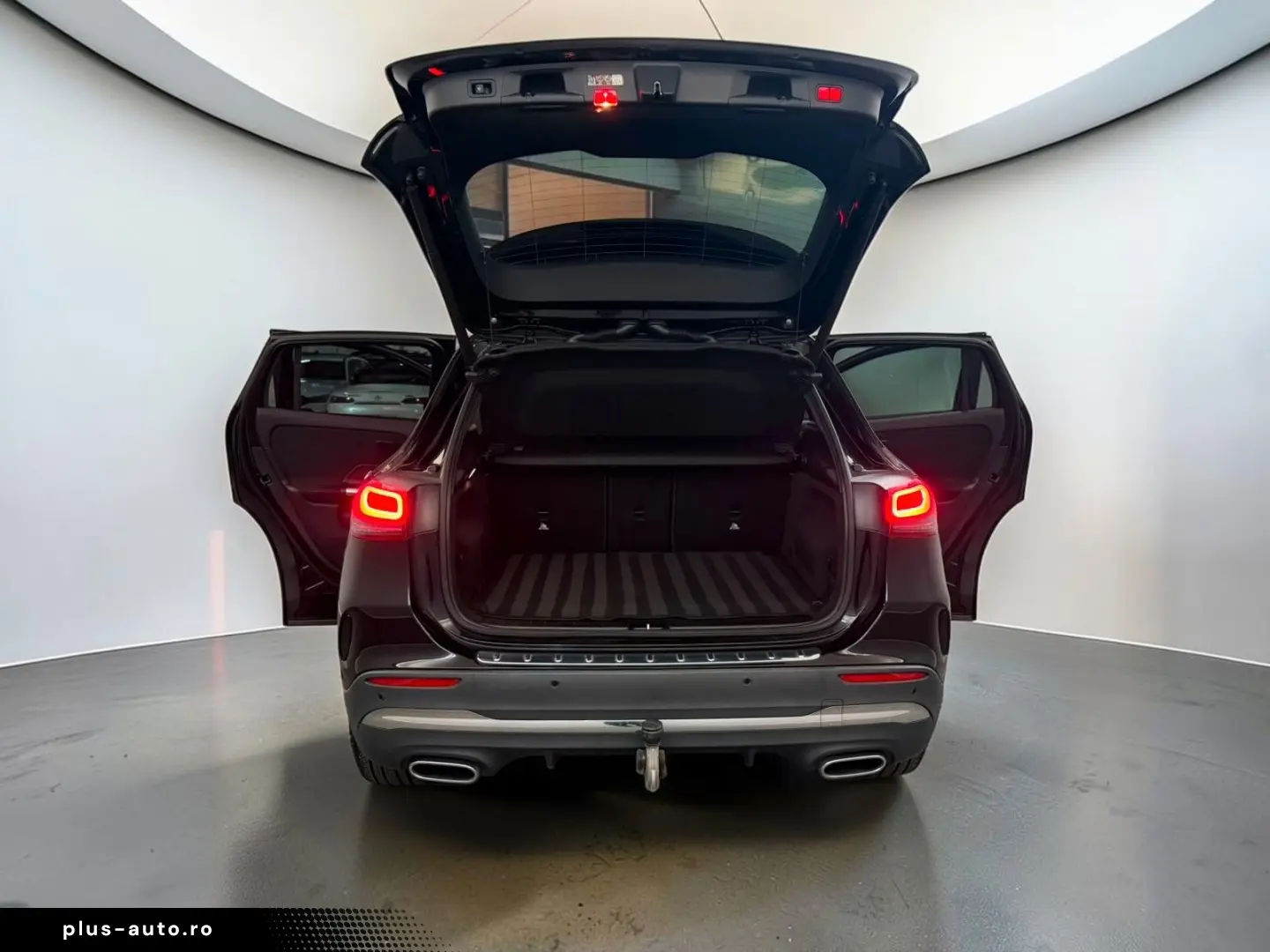 MERCEDES-BENZ GLA 220 d AMG-LINE