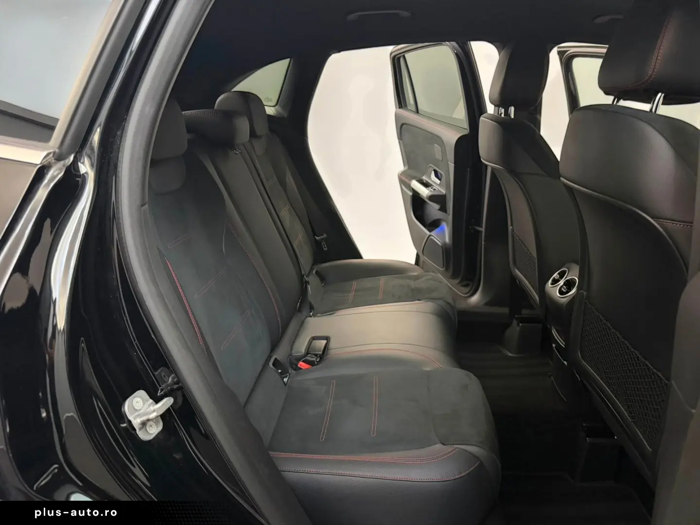 MERCEDES-BENZ GLA 220 d AMG-LINE
