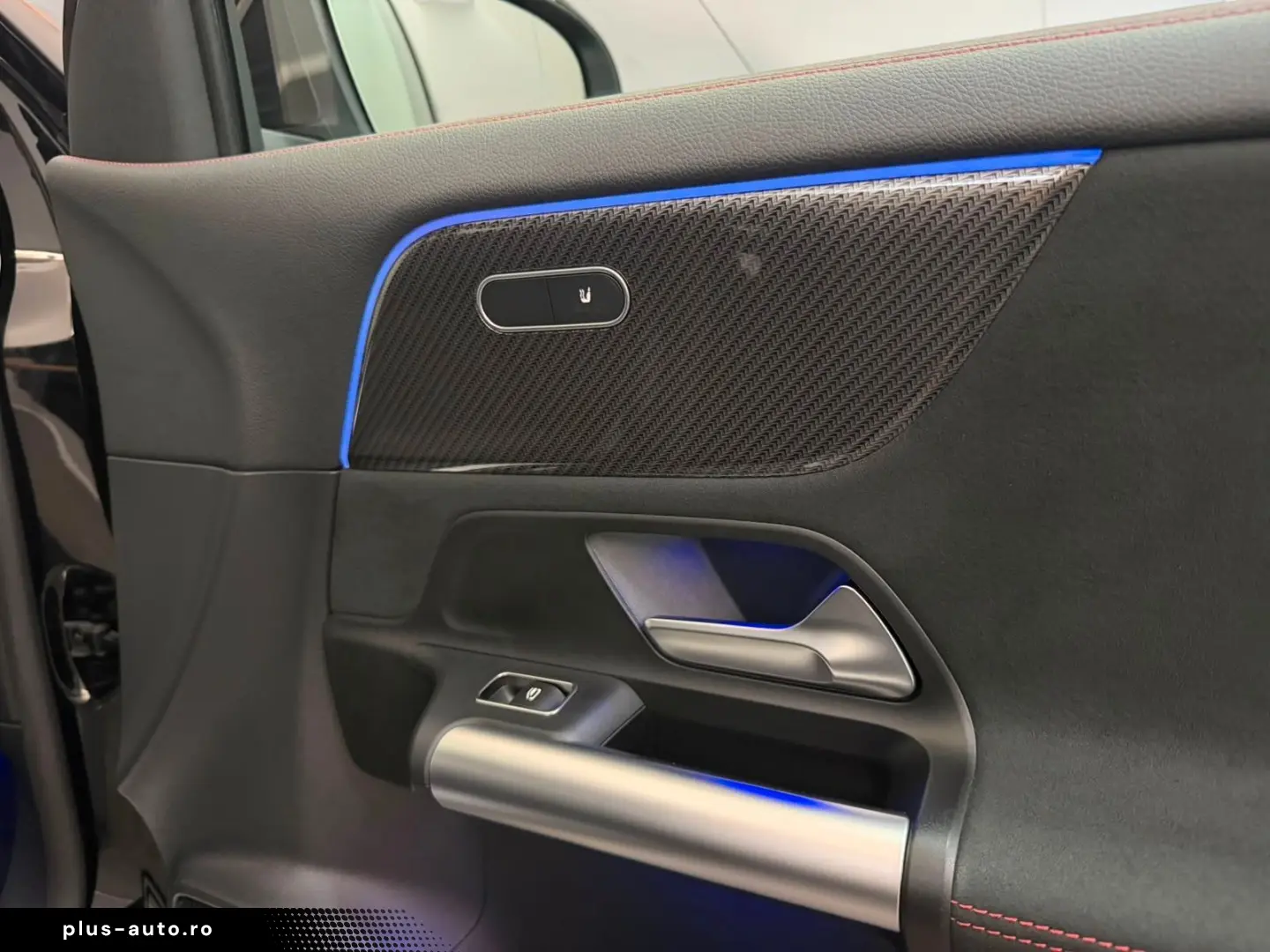 MERCEDES-BENZ GLA 220 d AMG-LINE
